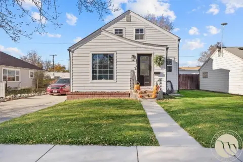 Laurel Duplex with Rental Income