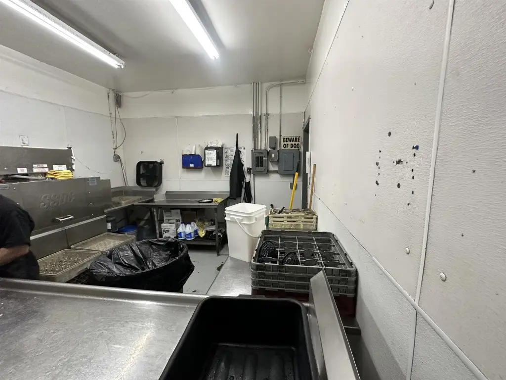 Picture 30