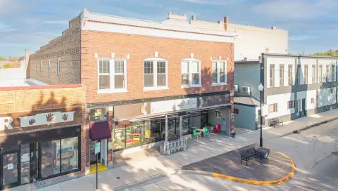 Office/Service Suite For Lease