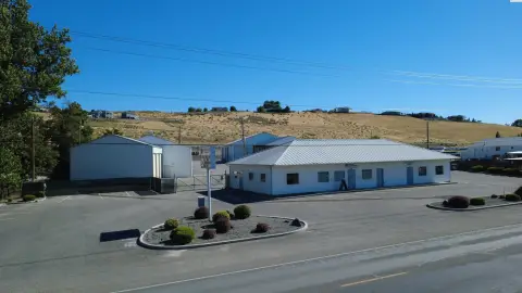 Flex Space With Secured Yard