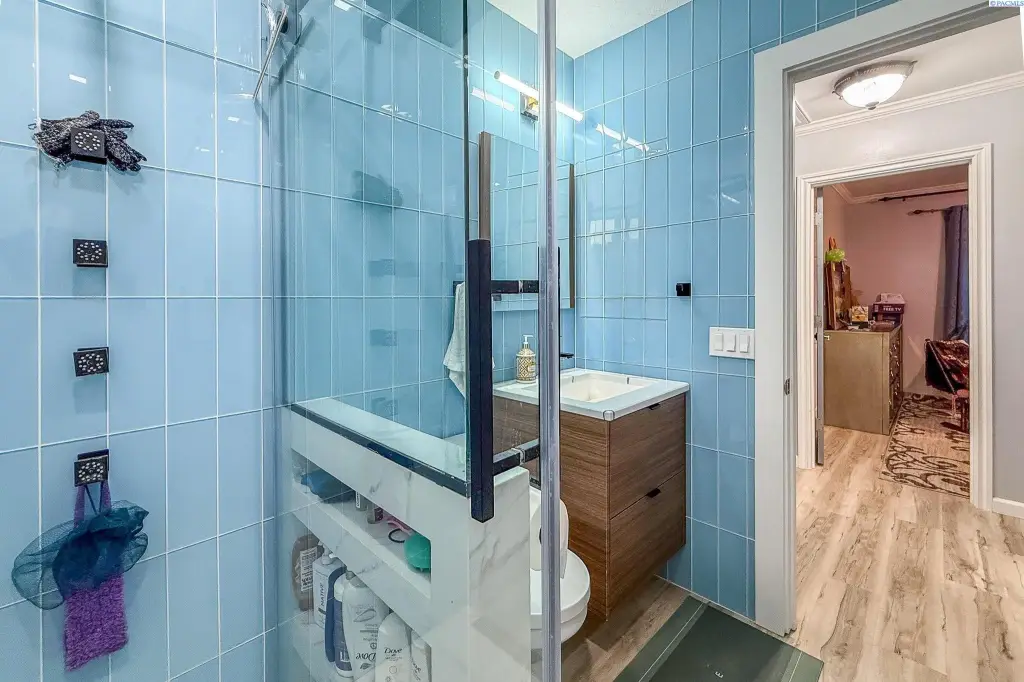 Picture 33