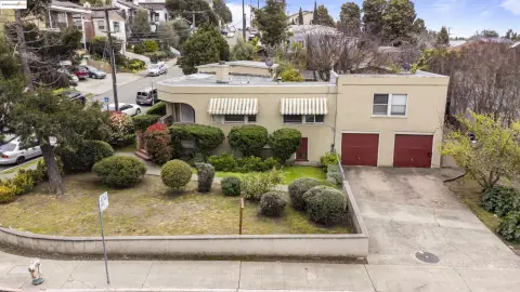 Charming Oakland Triplex on Corner Lot