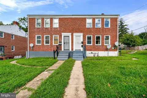 Duplex with Separate Utilities