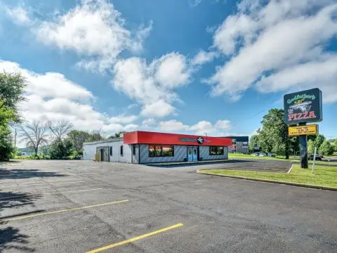 Brooklyn Park Freestanding Restaurant Building