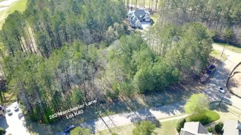 Land in The Georgian Community