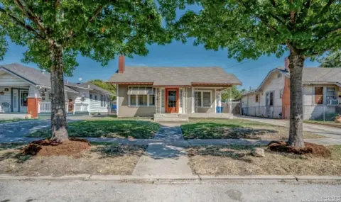 San Antonio Duplex: Income Potential