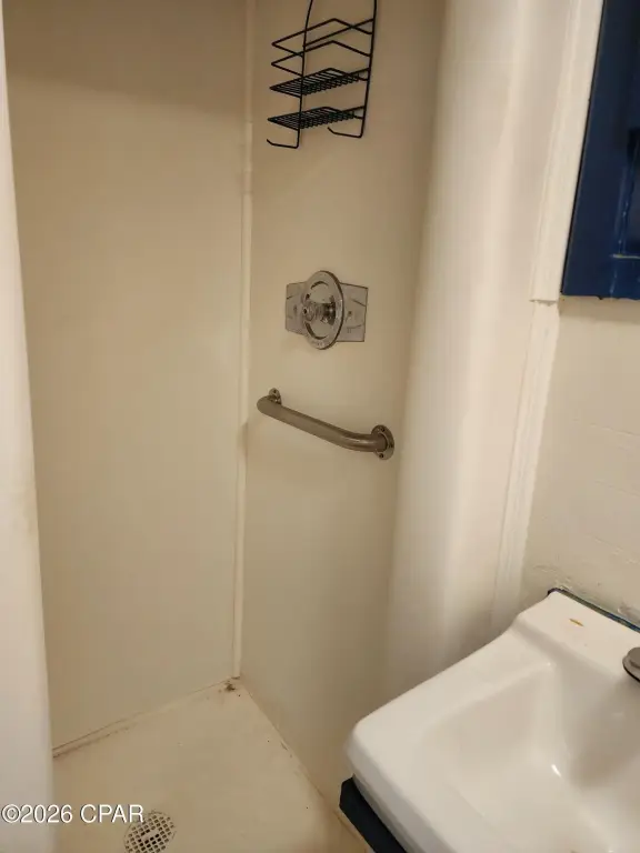Picture 19