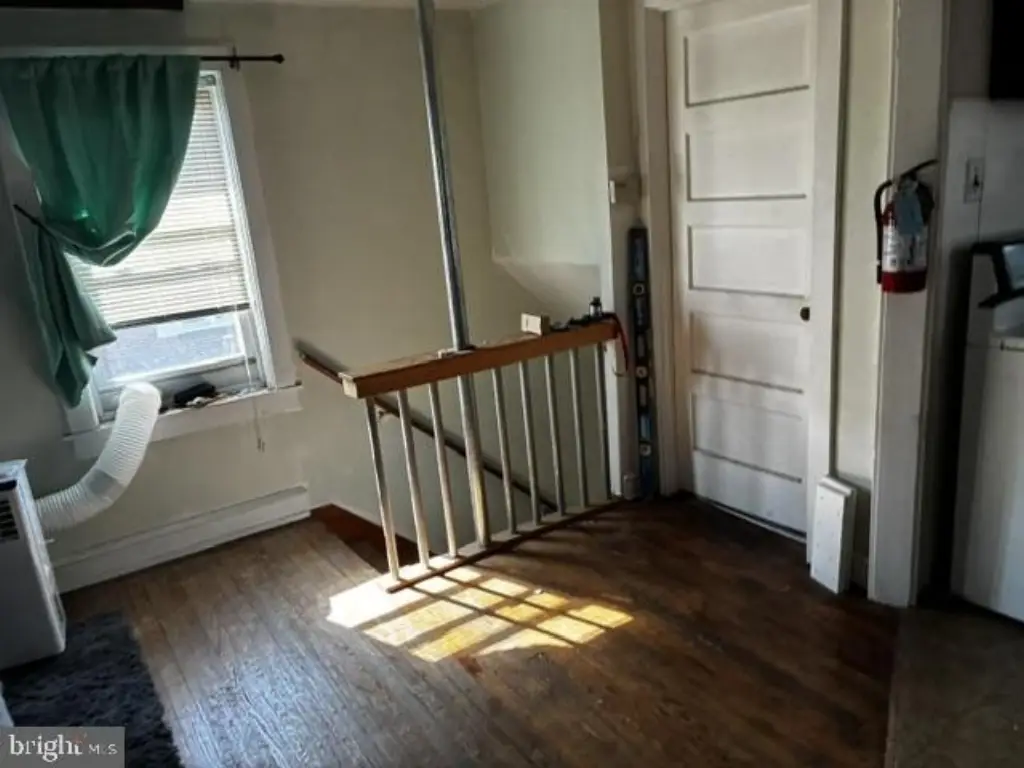 Picture 16