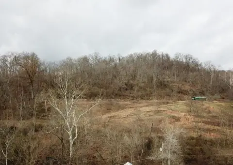 8.87 Acres with Amish Barn