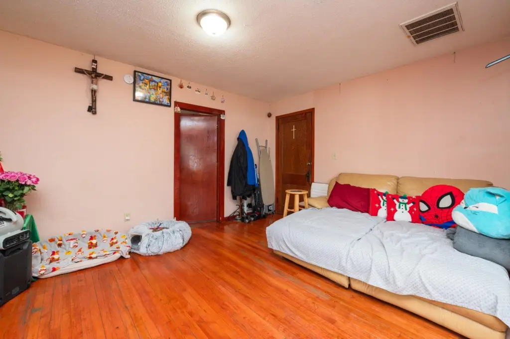 Picture 37