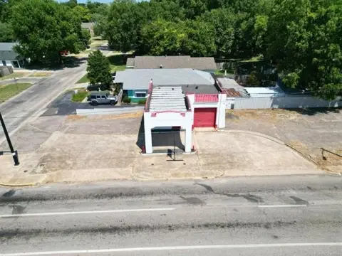 Corner Automotive Property