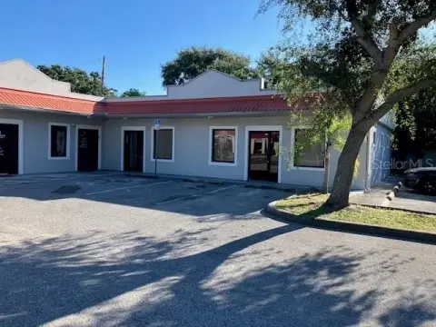 Tampa Retail Showroom on Dale Mabry