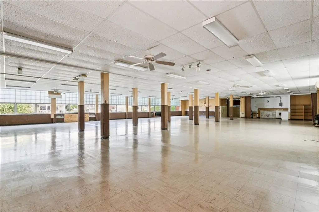 Picture 10