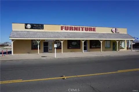 Apple Valley Retail Building For Sale