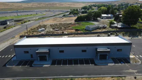 Industrial Flex Buildings with Fenced Yard