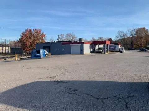 Huntington Warehouse with Loading Dock