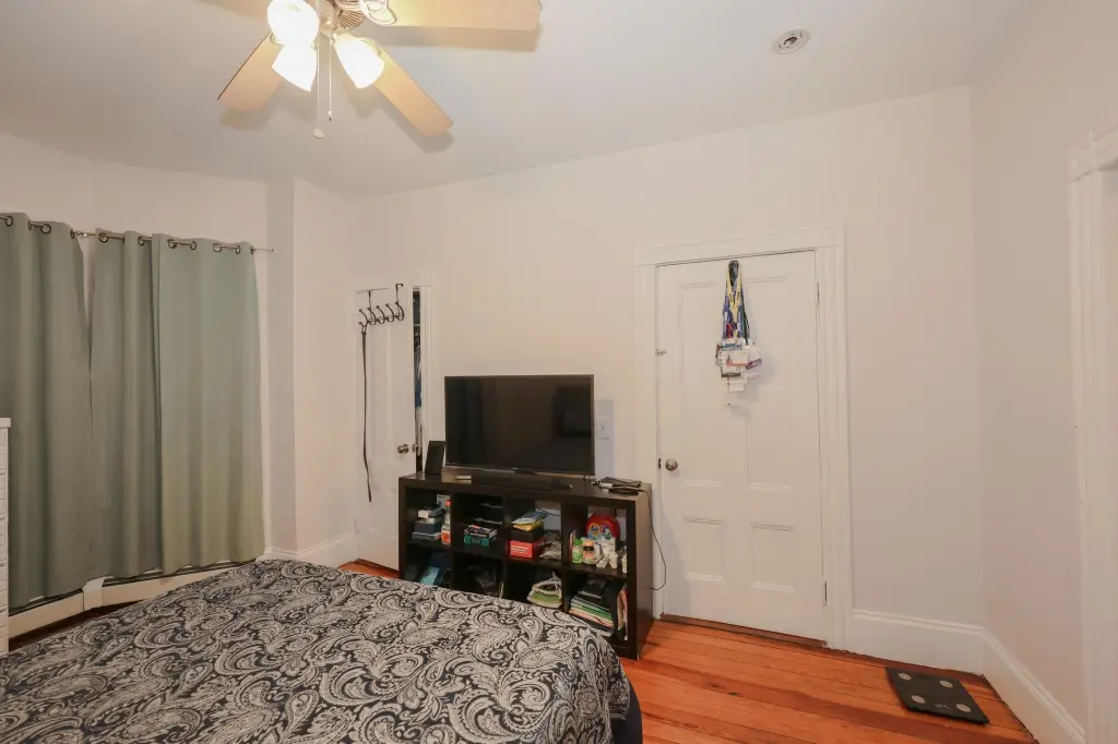 Picture 12