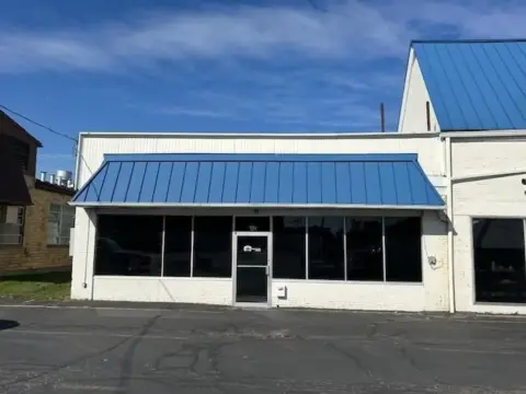 Ashland Commercial Building For Sale