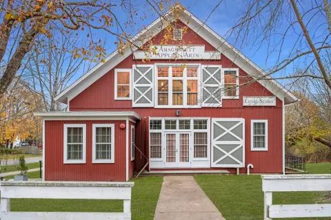 Amagansett Office/Studio Space for Lease