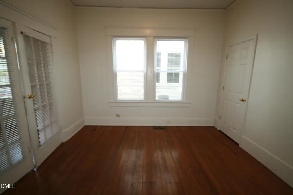 Picture 28