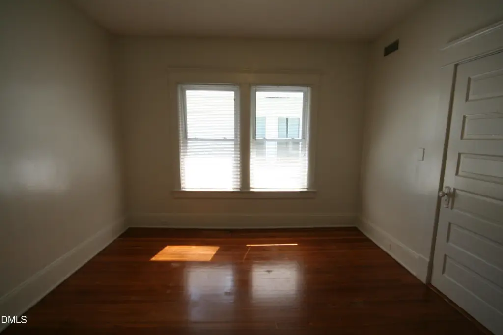 Picture 36
