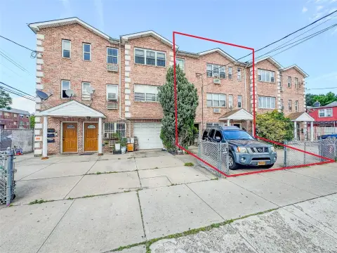 Ozone Park Triplex Near Subway