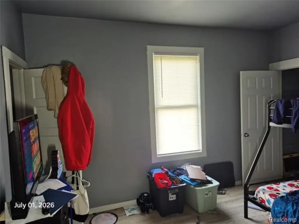 Picture 9