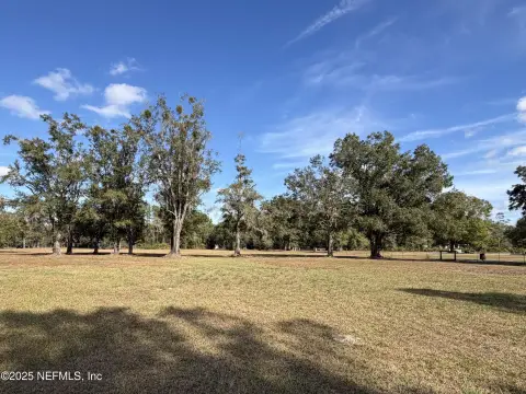 Land in Green Cove Springs