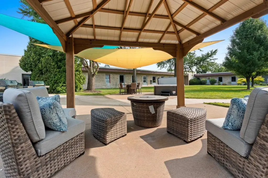 Picture 4