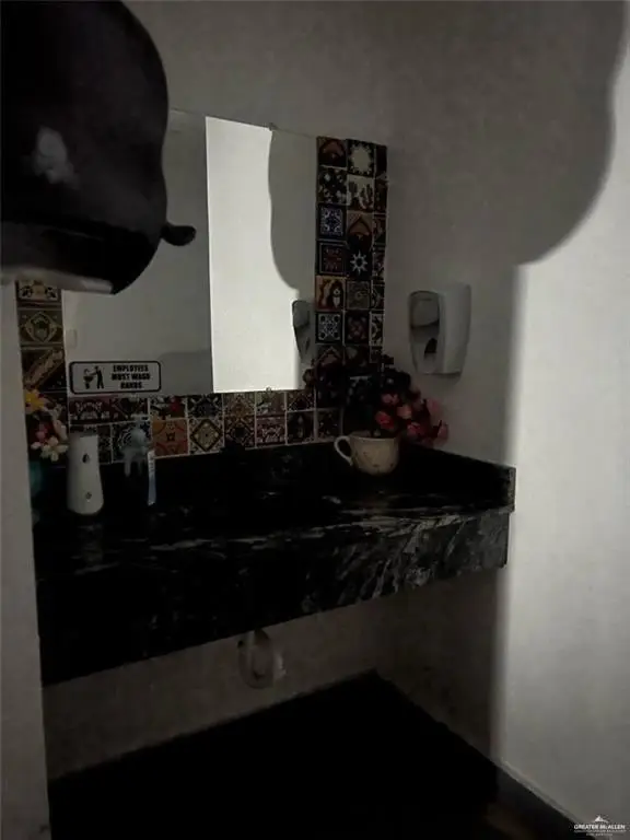 Picture 19