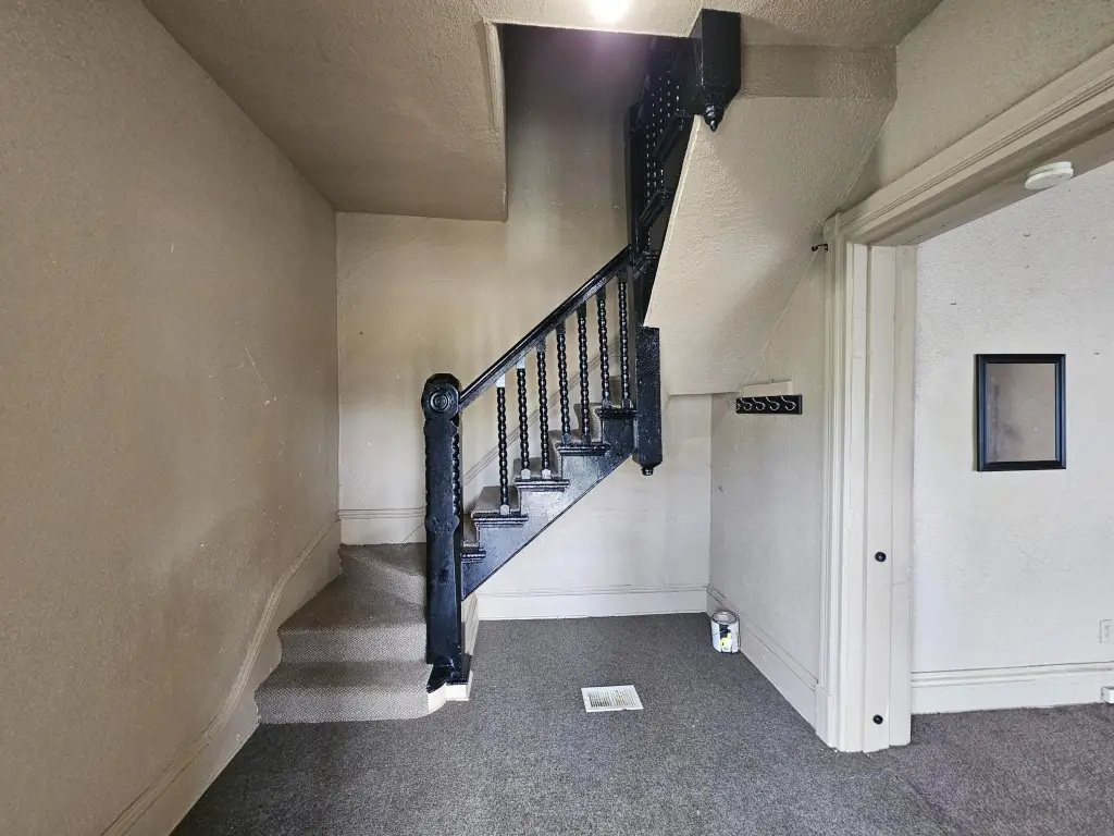 Picture 6
