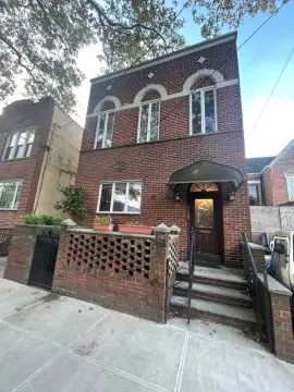 Brooklyn Four-Family Brick Building