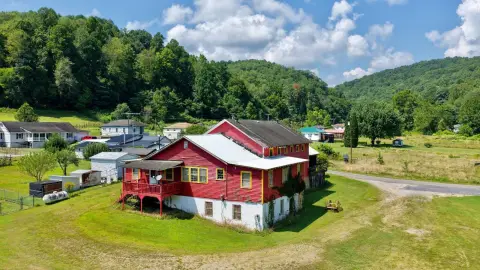 Landmark Storefront Near New River Gorge