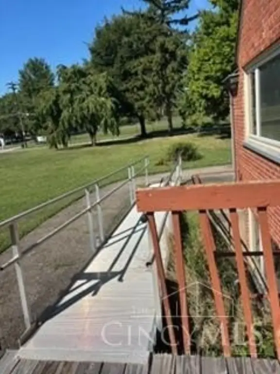 Picture 12
