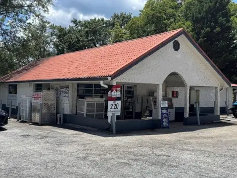 Profitable Gas Station on High-Traffic Corner