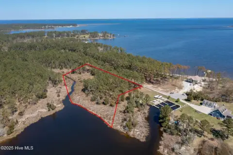 Waterfront Lot in Aurora, NC