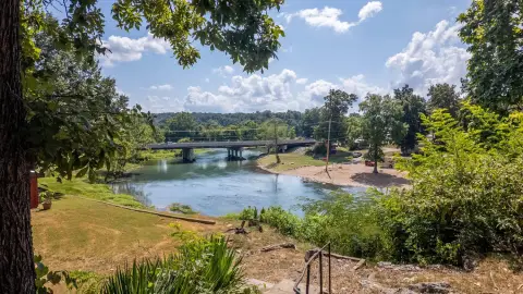 Riverfront Building in Mammoth Spring