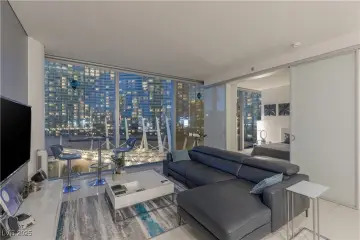 Las Vegas High-Rise Condo