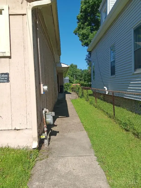 Picture 5