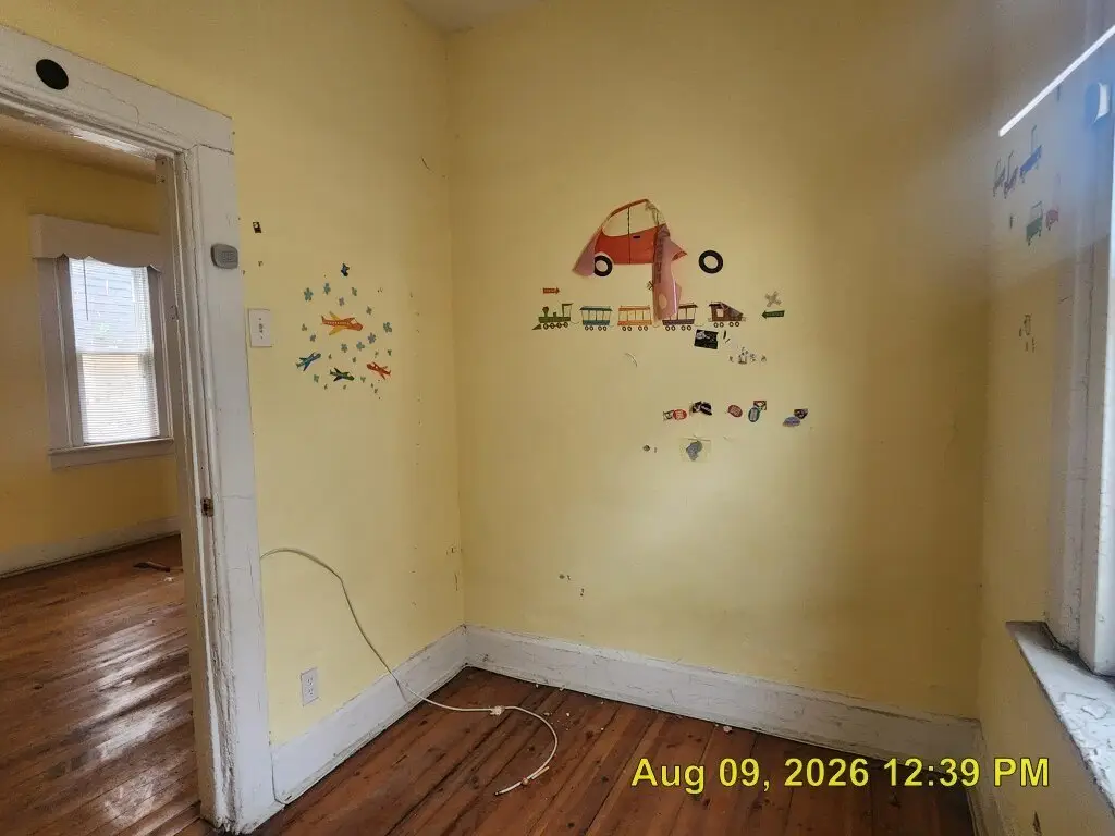 Picture 11