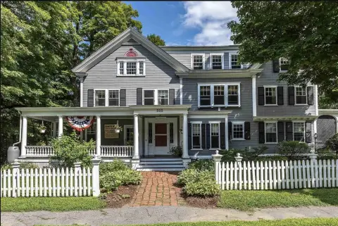 Historic Bed And Breakfast