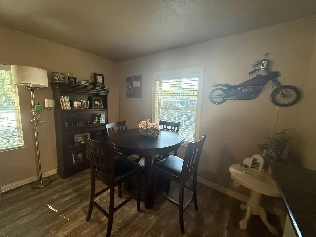 Picture 5
