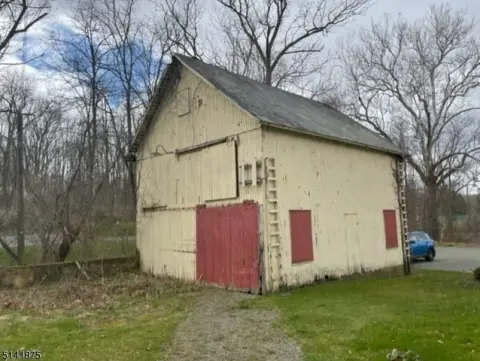 Lafayette Twp. Commercial Barn Rental
