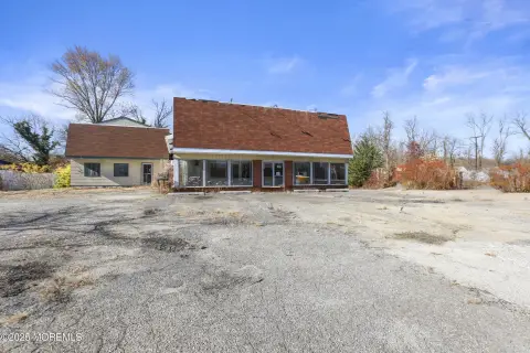 Howell Commercial Property with Residence