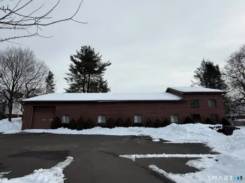 Versatile Commercial Building in New Britain