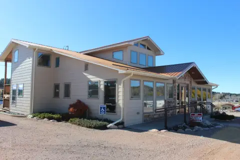 Commercial Building with Living Quarters