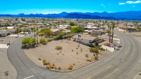Corner Lot in Lake Havasu