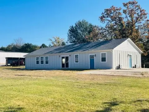 Remodeled Commercial Property in Arrowhead