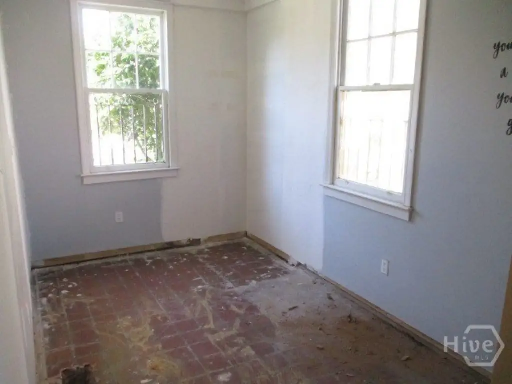 Picture 9