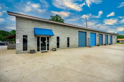 Lagrange Commercial Property For Sale